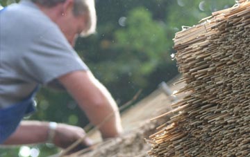professional Holme On The Wolds thatchers